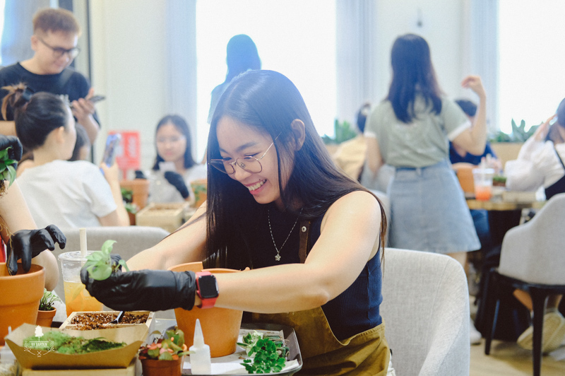 Halloween Workshop - 9X GARDEN x nest by AIA Trương Định