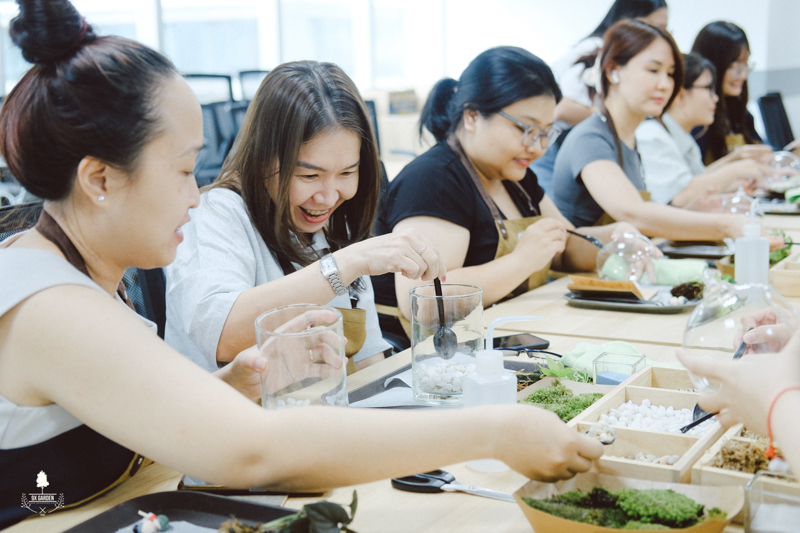 Terrarium Workshop - 9X GARDEN x DKSH Office team